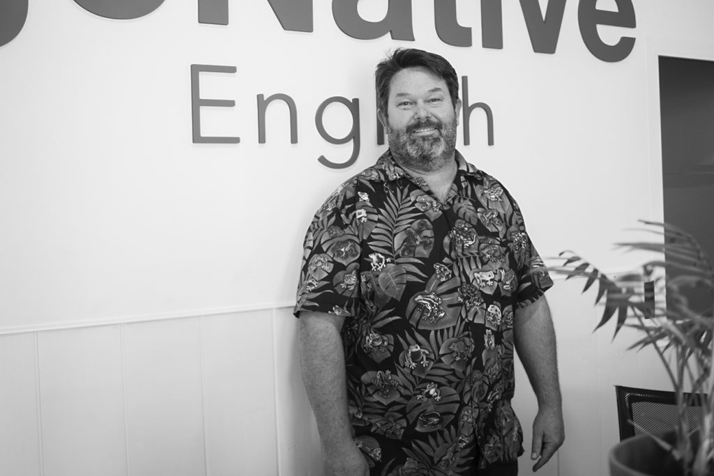 Graeme en la recepción de Go Native. Foto por Melanie Lupiáñez